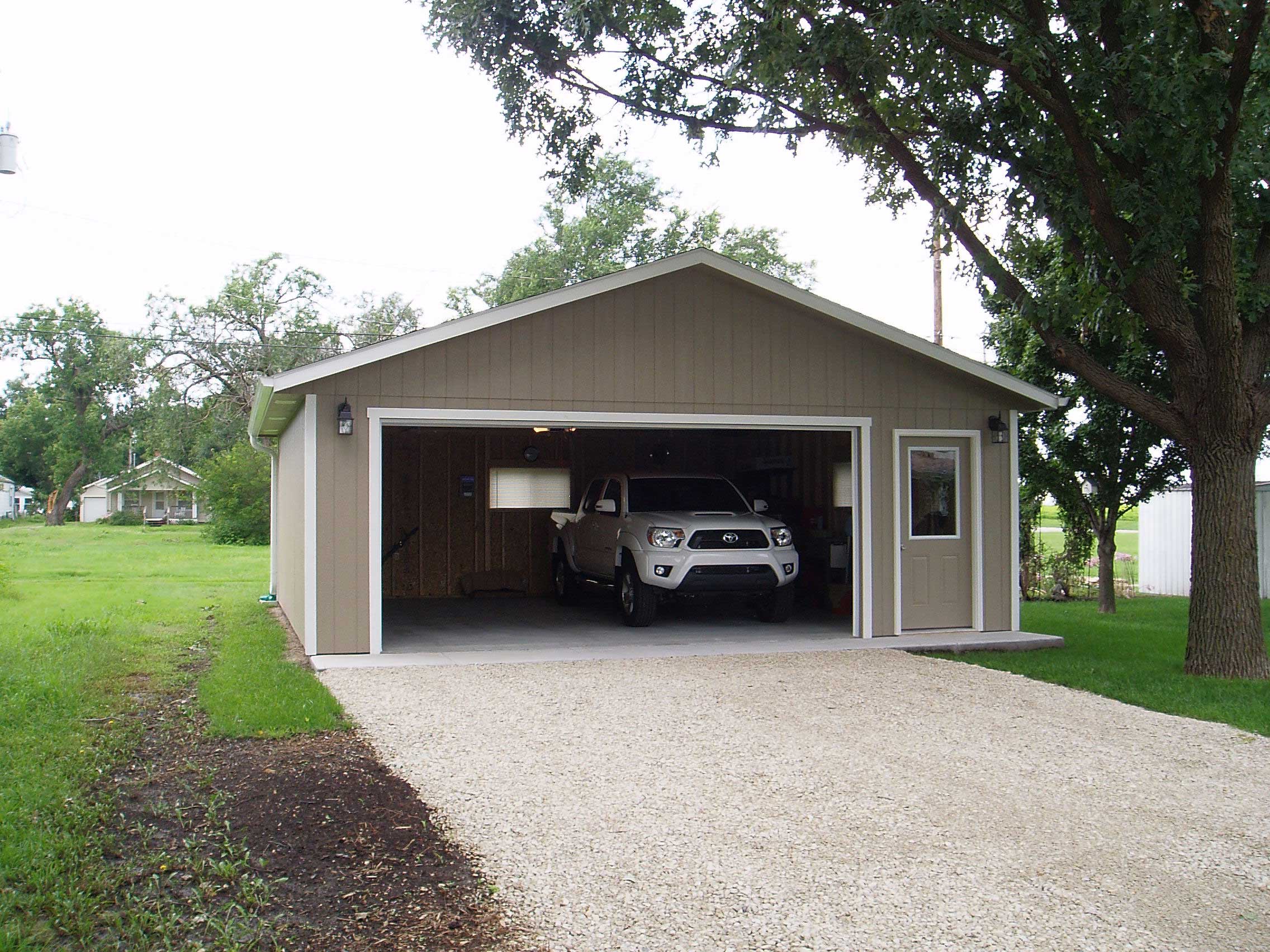 Panel Sided Garage Installed in Kansas