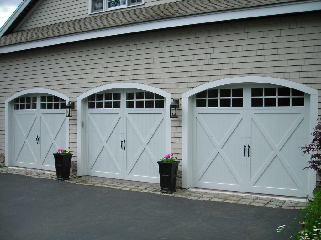 Sturdi-Bilt services garage doors and openers